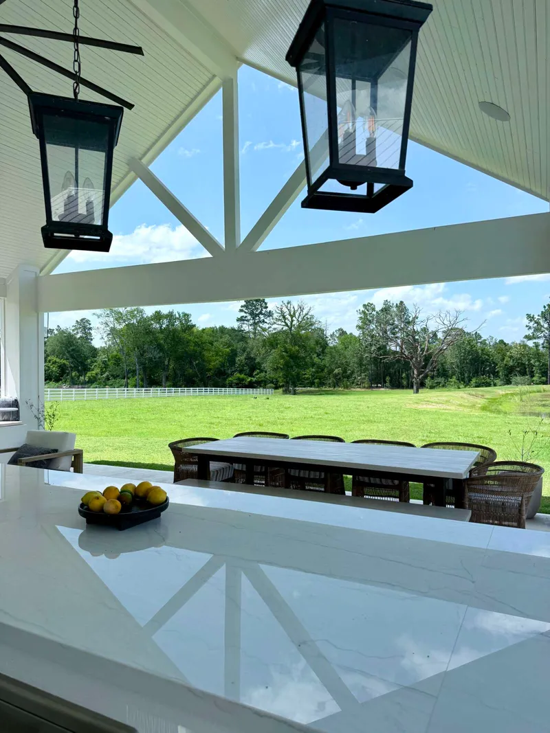 Outdoor dining at the pavilion